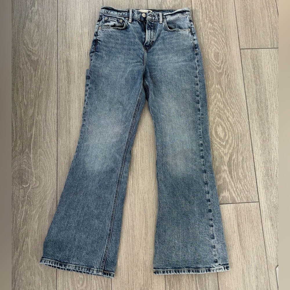 Banana Republic denim jeans bootcut light wash high rise size 27 regular. EUC.
